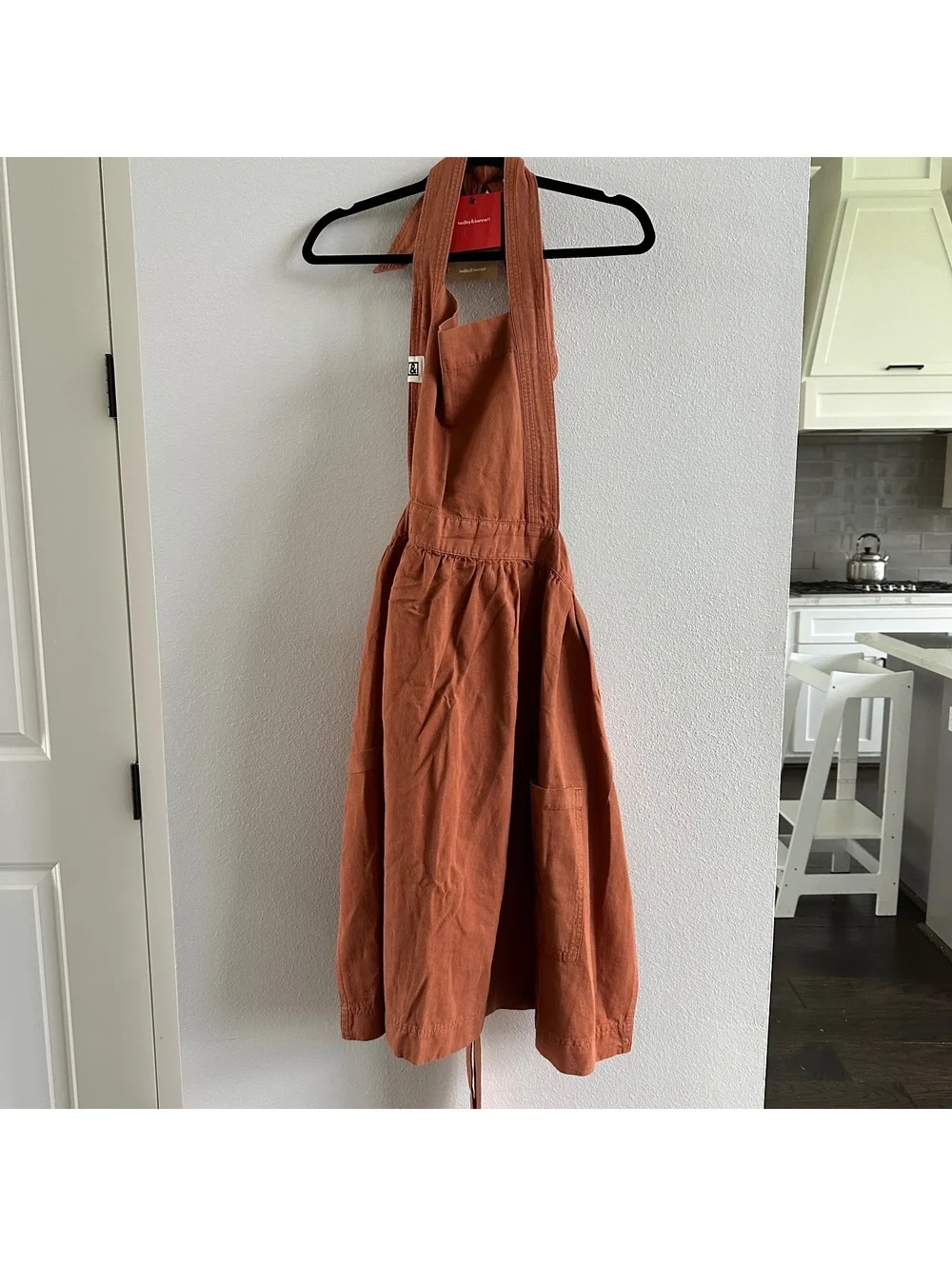 hedley and bennett Pinafore Apron Harissa Red